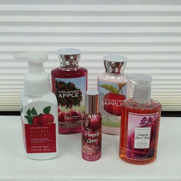 Bath & Body Works Other - 5 Piece Mixed Apple Bath & Body Works Gift Set